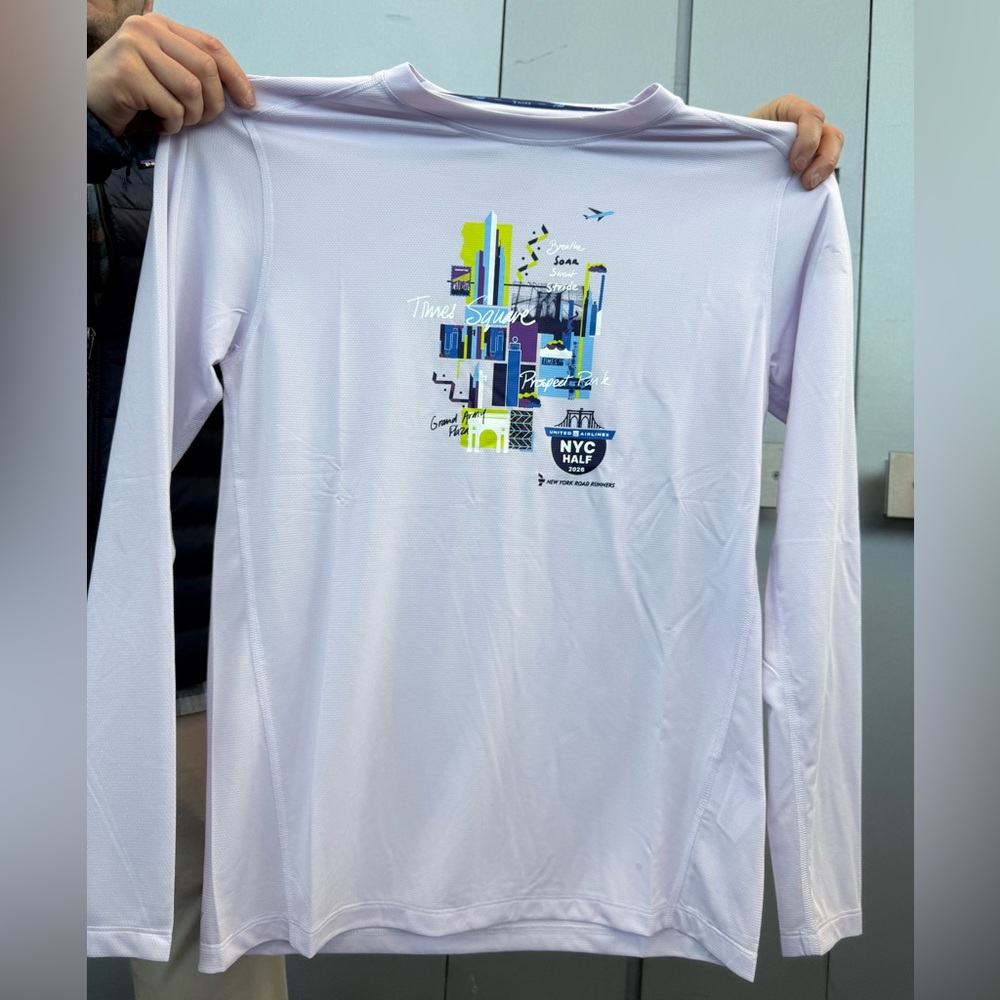 NWT United Airlines NYC Half Marathon Long Sleeve Tee | Men’s Medium